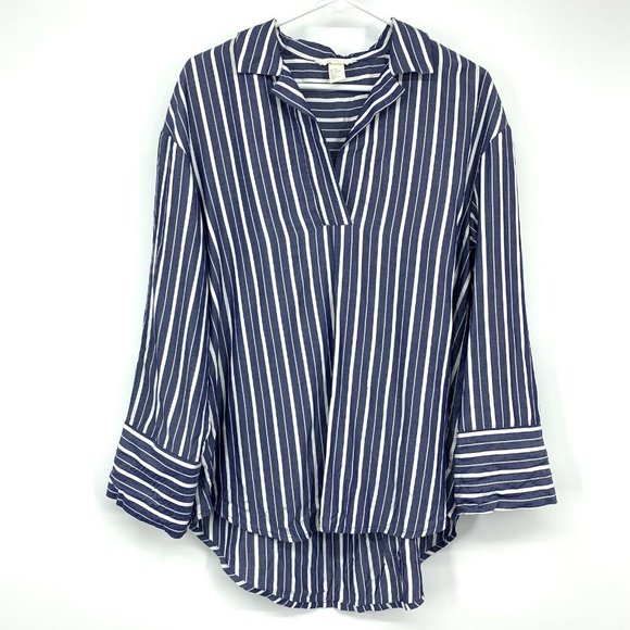 H&M Tops - H&M Top Blue White Stripe V Neck Popover Wide 3/4 Sleeve